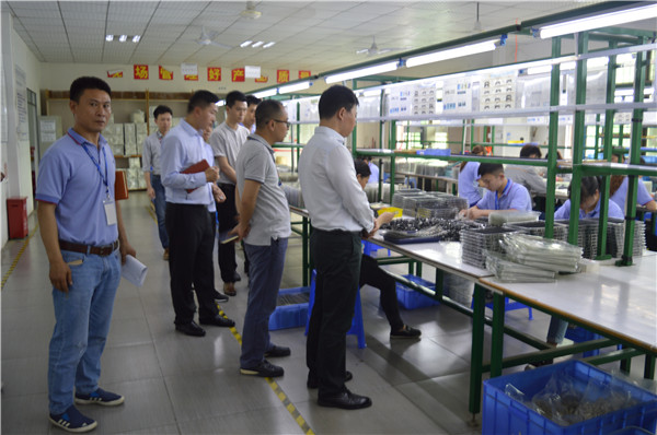 深圳車載連接器生產廠家