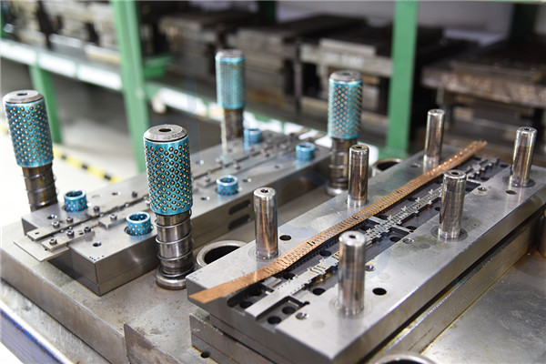 端子連接器生產(chǎn)廠家